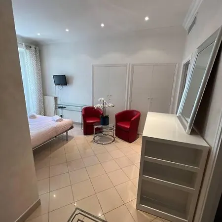 Cannes: Studio By The Croisette 2 * Cannes